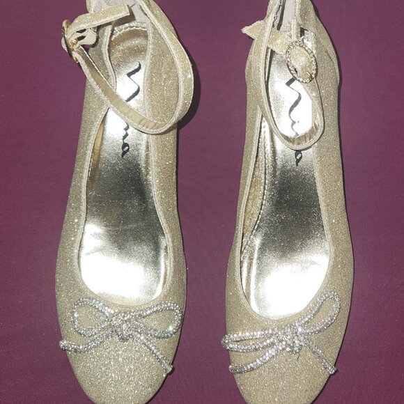 Nina Daylin Girls Gold Glitter Dress Shoes Size 6 Girls Size 8 Women - Picture 2 of 7